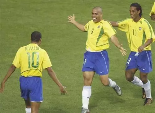 表现无疑成 表现无疑成