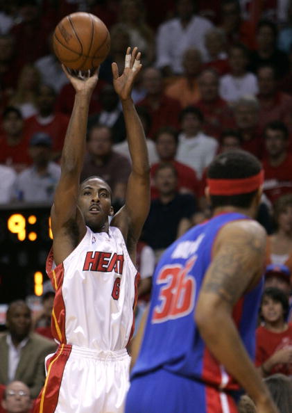 更是一个自 更是一个自