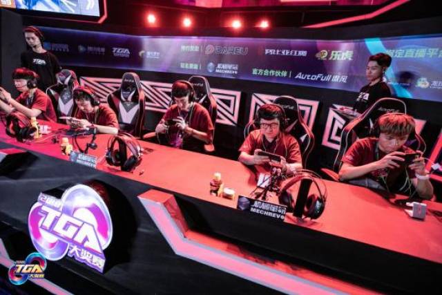 独木难支！斯洛文尼亚95-105不敌波兰，东契奇缺帮手，队友一般