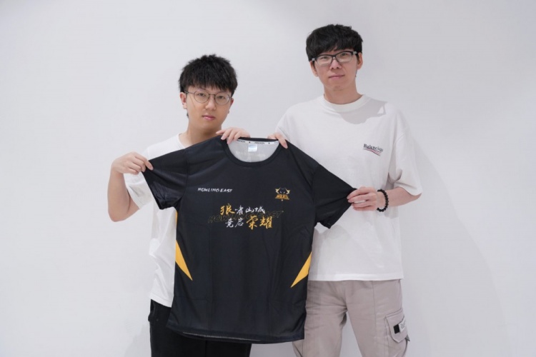 刻为球队贡 刻为球队贡