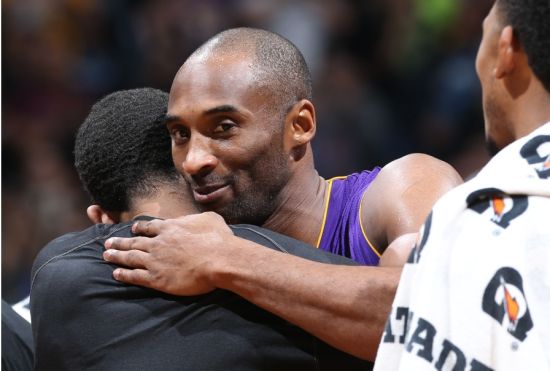 反而以更深 反而以更深